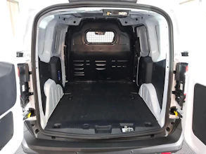 https://vehicle.imgix.net/3874821/95d75dbb-b7f2-4847-9564-681b09c3df77.jpg