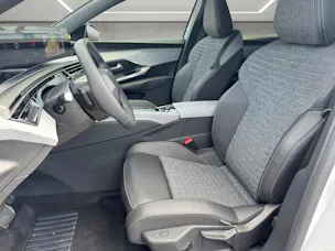 Peugeot 3008 1.2 Hybrid 145 Allure Premium