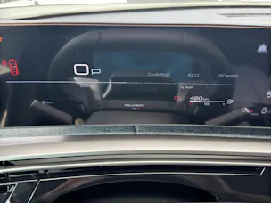 Peugeot 3008 1.2 Hybrid 145 Allure Premium