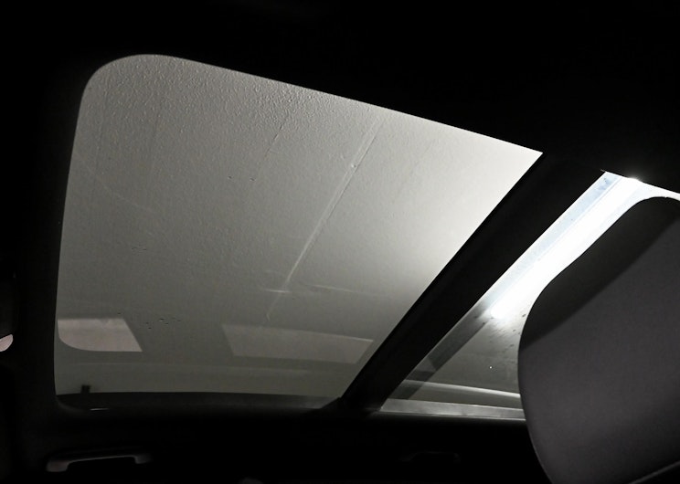 Vehicle image KIA SORENTO