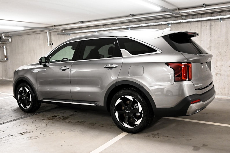 Vehicle image KIA SORENTO