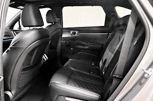 Vehicle image KIA Sorento 1.6 T-GDi Hybrid Style 7P