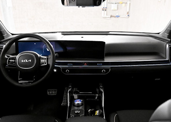 Vehicle image 9 Vehicle image 9