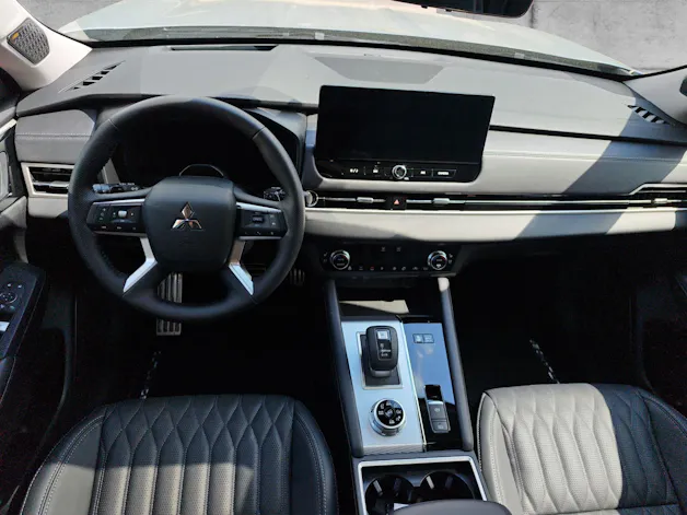Mitsubishi Outlander 2.4 PHEV Instyle 4x4