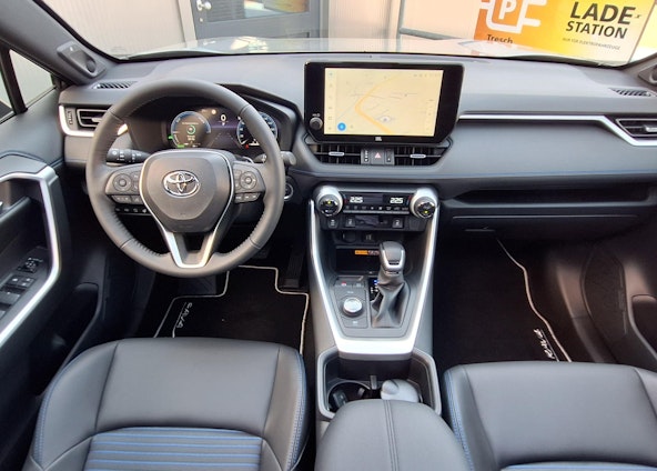 Vehicle image 10 Vehicle image 10