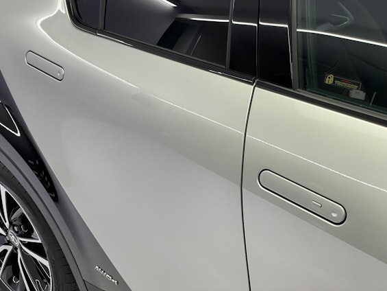 Vehicle image 15 Vehicle image 15