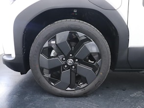 Vehicle image TOYOTA Urban Cruiser Premium AWD