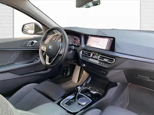 BMW 120d xDrive SAG