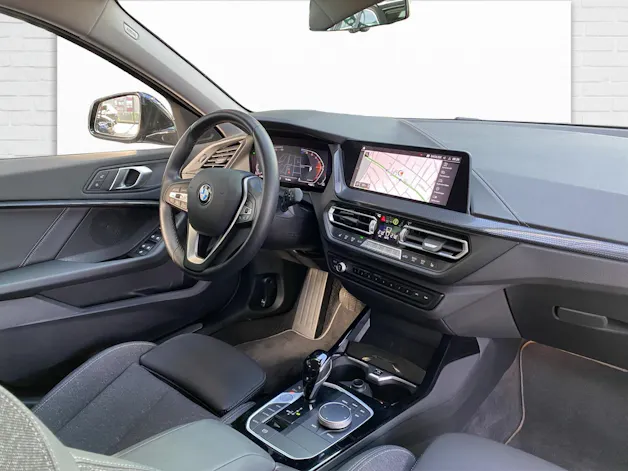 BMW 120d xDrive SAG