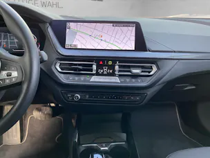 BMW 120d xDrive SAG