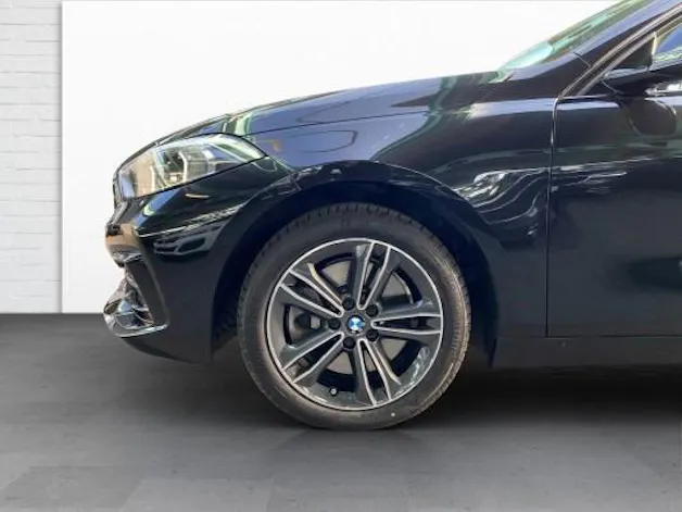 BMW 120d xDrive SAG