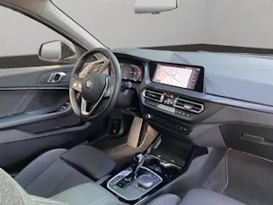 BMW 120d xDrive SAG