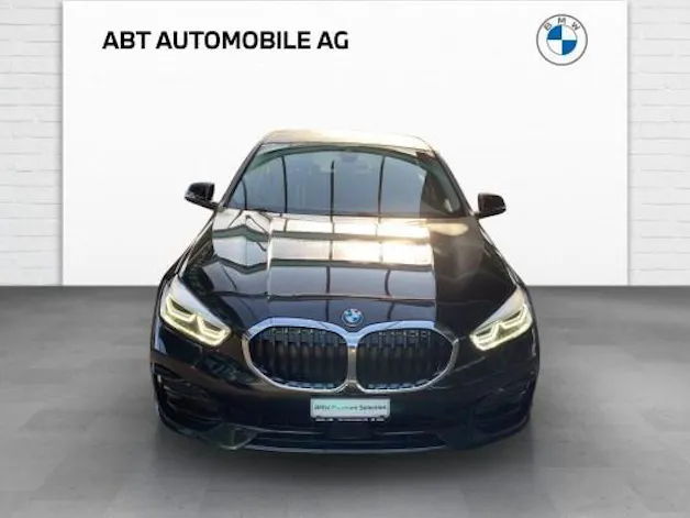 BMW 120d xDrive SAG