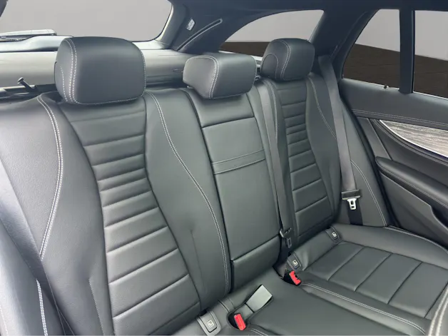 Mercedes-Benz E 400 d AMG Line 4matic Kombi