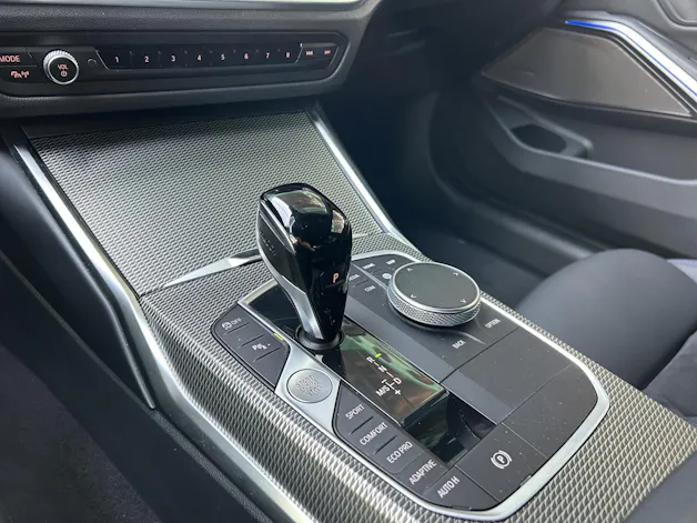 BMW 330d xDrive SAG