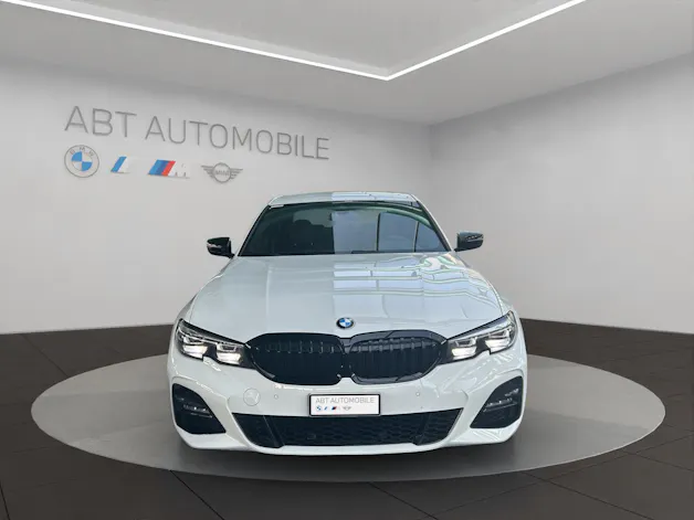 BMW 330d xDrive SAG