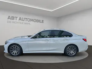 BMW 330d xDrive SAG