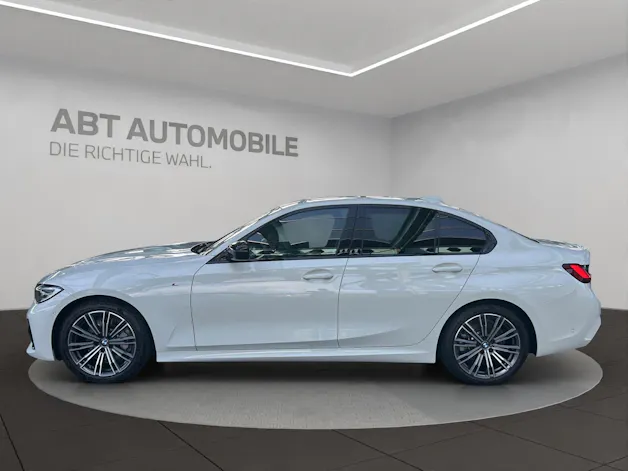 BMW 330d xDrive SAG