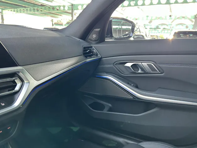 BMW 330d xDrive SAG