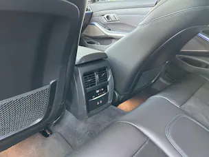 BMW 330d xDrive SAG