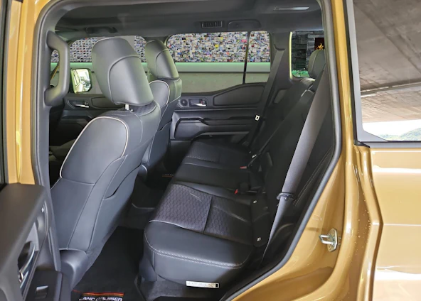 image du véhicule 10 image du véhicule 10