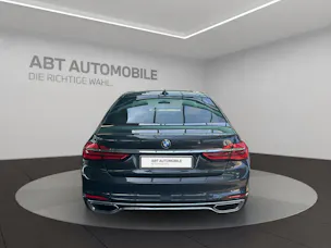 BMW 750i xDrive