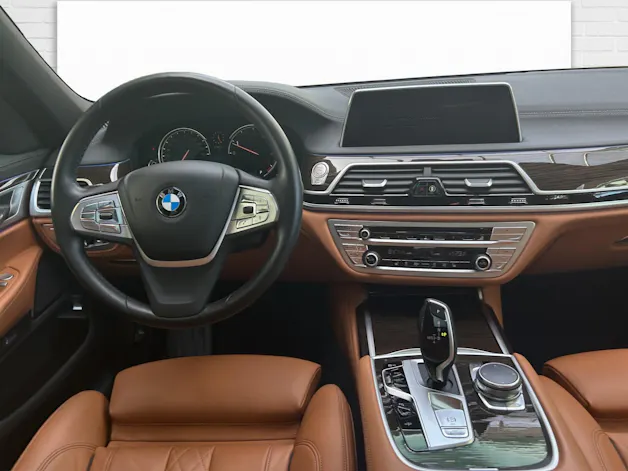 BMW 750i xDrive