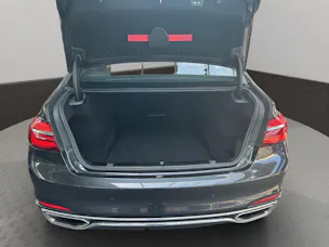 BMW 750i xDrive