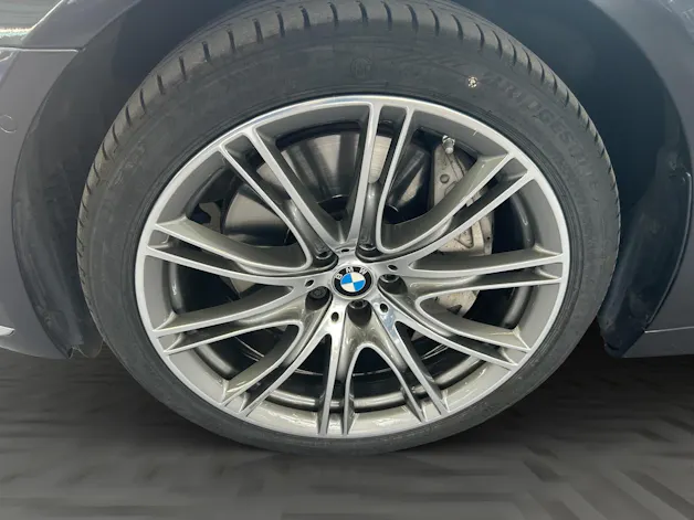 BMW 750i xDrive