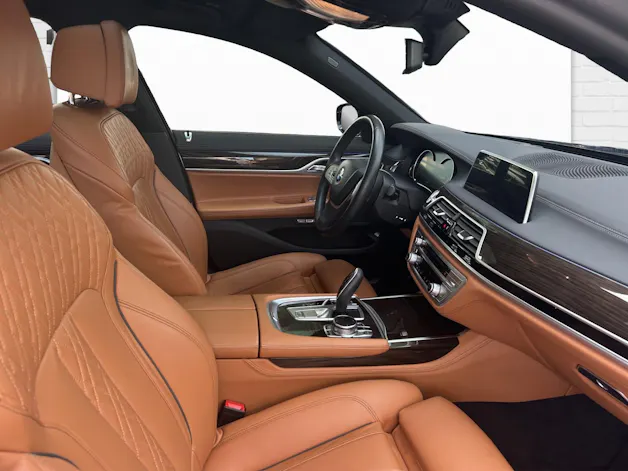 BMW 750i xDrive