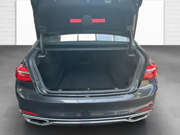 BMW 750i xDrive
