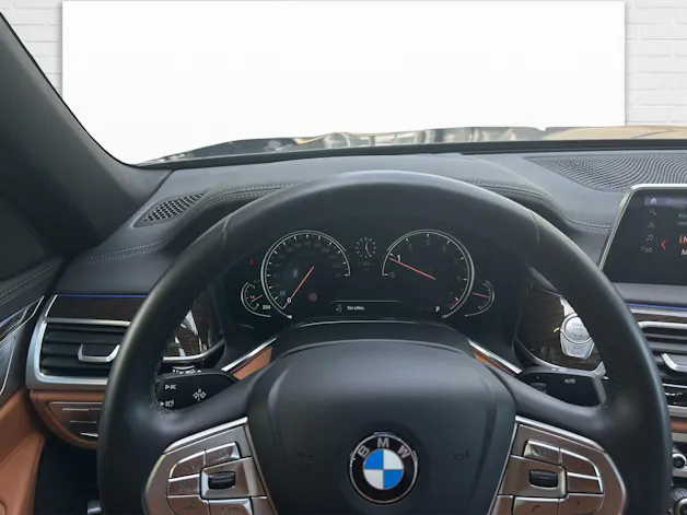 BMW 750i xDrive
