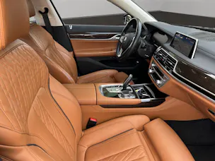 BMW 750i xDrive