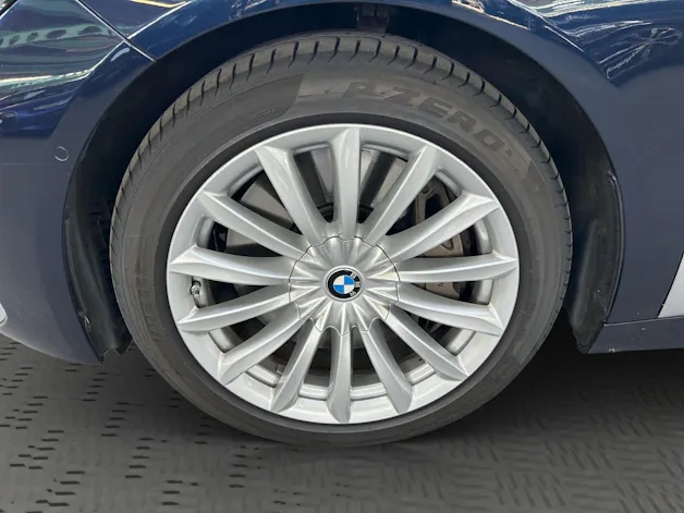 BMW 750i xDrive