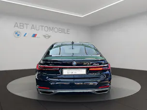 BMW 750i xDrive