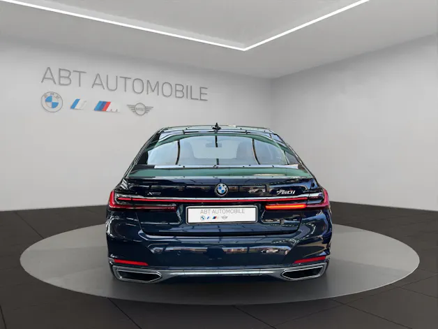 BMW 750i xDrive