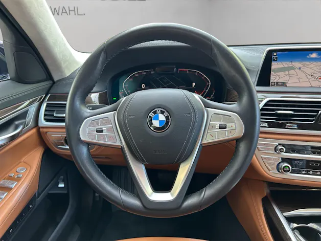 BMW 750i xDrive