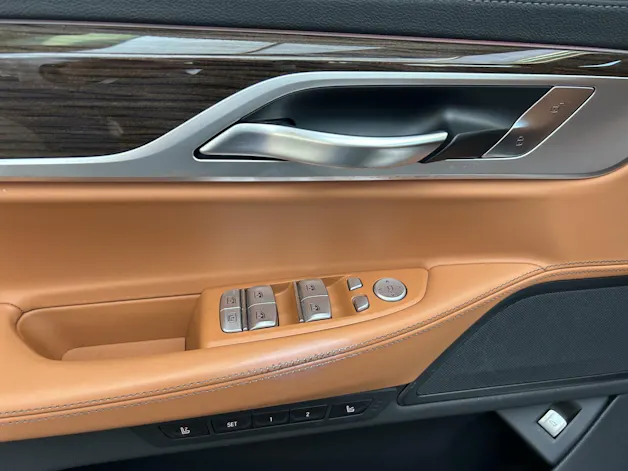 BMW 750i xDrive