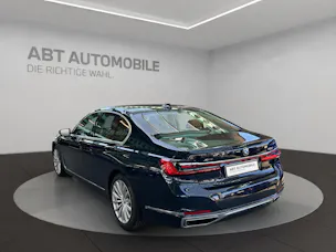 BMW 750i xDrive