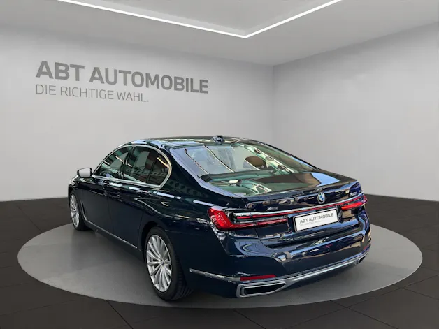 BMW 750i xDrive