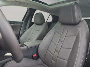 Vehicle image DS AUTOMOBILES 4 1.2 Hybrid Antoine de Saint Exupéry