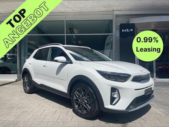 First vehicle image