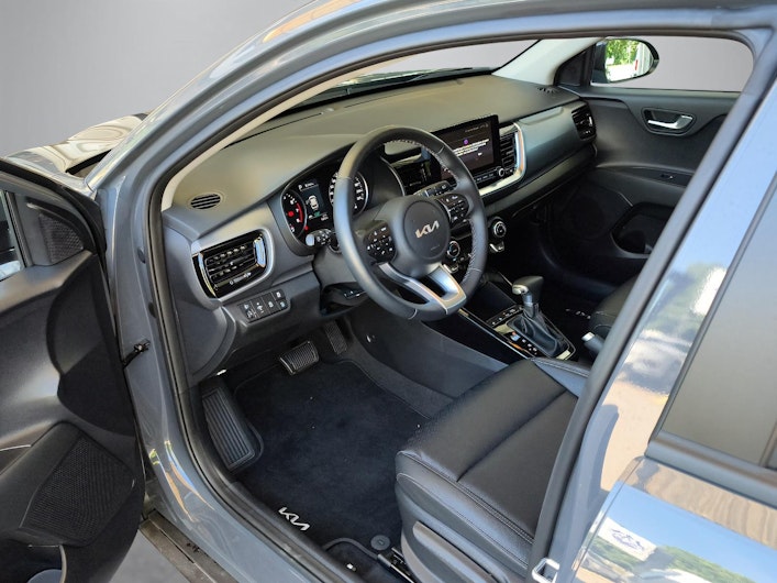 Vehicle image KIA STONIC