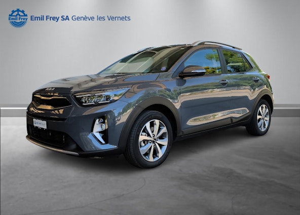 First vehicle image First vehicle image