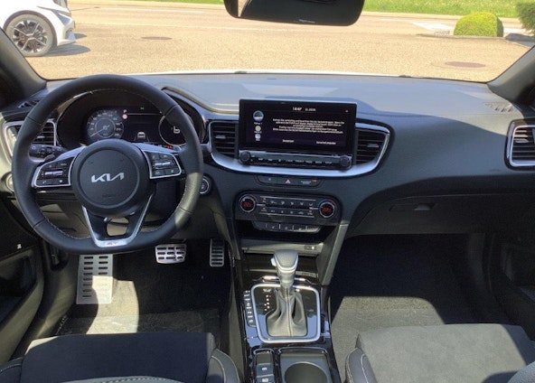 Vehicle image 8 Vehicle image 8