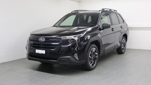 SUBARU Forester Station 2.0i e-Boxer Swiss Plus 0