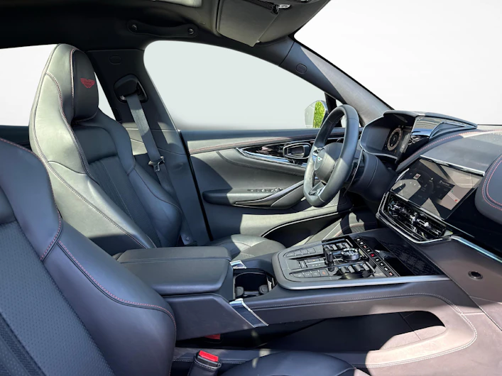 Fahrzeugbild ASTON MARTIN DBX