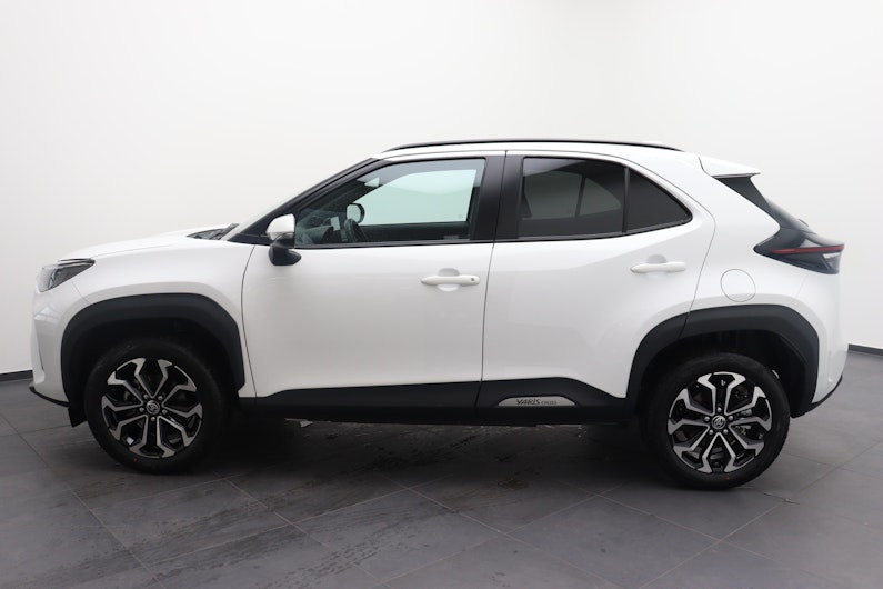 Vehicle image TOYOTA YARIS CROSS