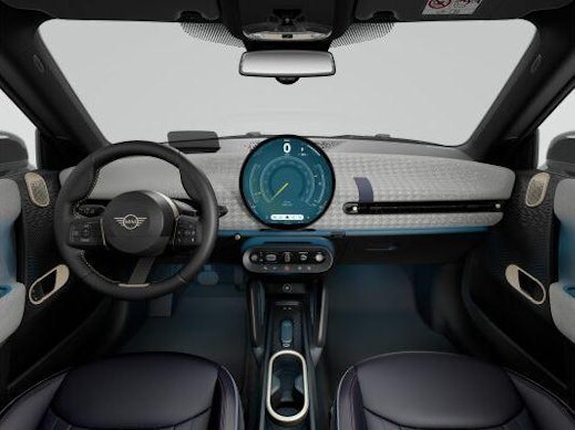 MINI Mini J01 Cooper SE 3