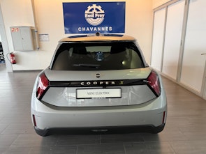 Vehicle image MINI J01 Cooper SE